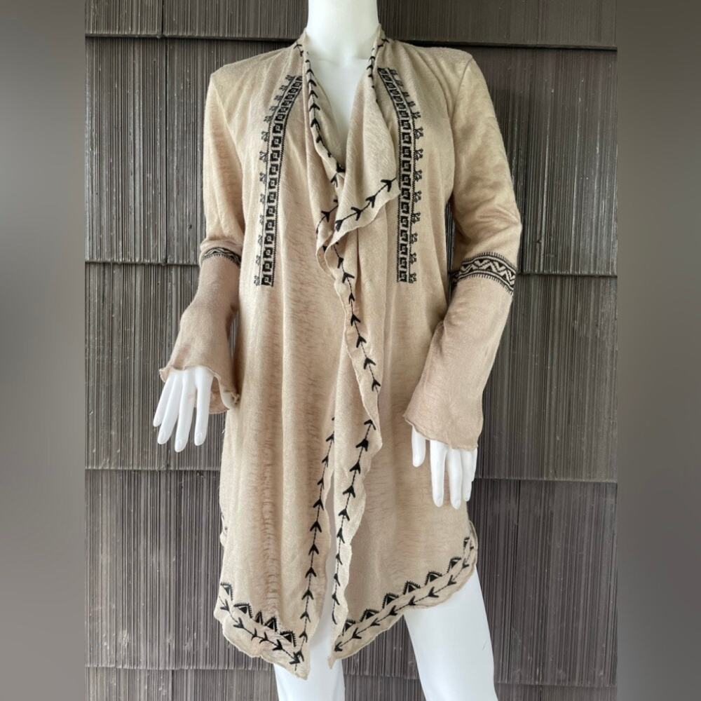 💖5/$25 Haute Project Boho Aztec Embroidered  Cardigan Tan Asymmetrical Size S